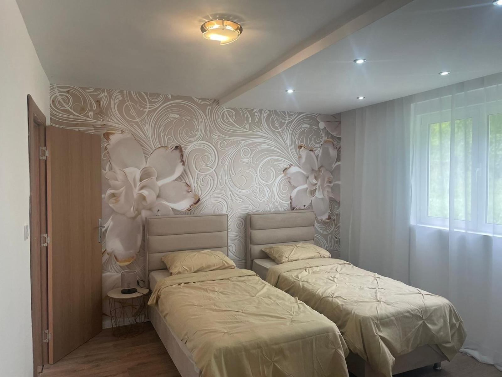 Villa Albatros Будва Екстериор снимка
