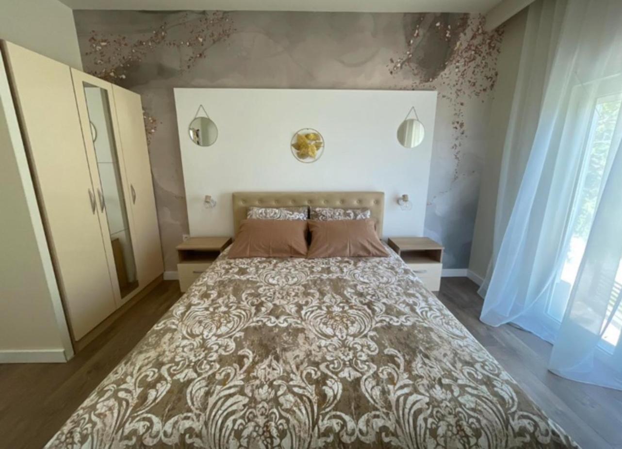 Villa Albatros Будва Екстериор снимка